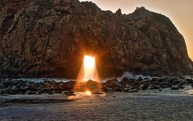 Pfeiffer-Beach-Cali